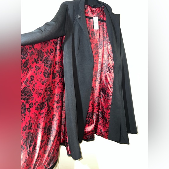 Torrid Retro Chic Cape Coat Size 00 - M/L - 10 - Picture 5 of 9